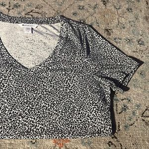 Athleta sz small cheeta print t-shirt. Super soft.